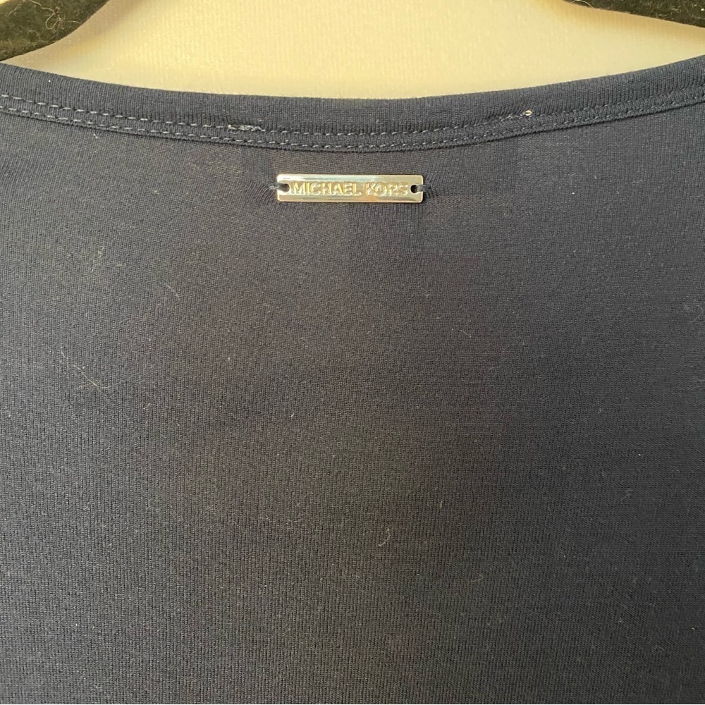 Michael Kors Navy Blue Short Sleeve T Shirt Asymmetrical Pocket Roll Tab Small S - Picture 9 of 10